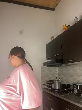 HelenaLior online show from 10, 5, 2026