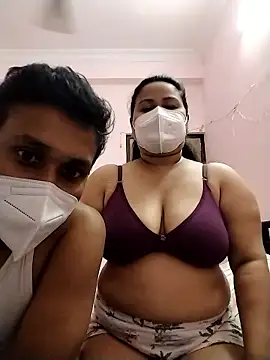 Snapshot of DesiSeductress chatting on 15, 1, 2026 DesiSeductress online show from 15, 1, 2026