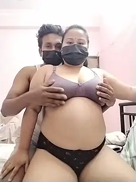 Snapshot of DesiSeductress chatting on 1, 2, 2026 DesiSeductress online show from 1, 2, 2026