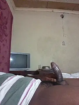 Snapshot of yourburget chatting on 12, 3, 2026 yourburget online show from 12, 3, 2026