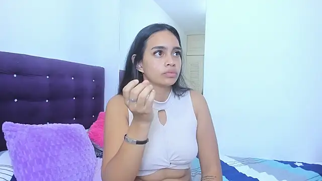 Snapshot of Megansweetcome chatting on 22, 3, 2026 Megansweetcome online show from 22, 3, 2026