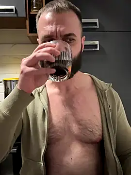 Snapshot of DamonSalvatore2 chatting on 6, 1, 2026 DamonSalvatore2 online show from 6, 1, 2026