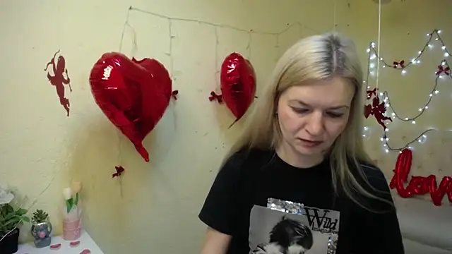 Snapshot of MelissaTyler chatting on 4, 2, 2026 MelissaTyler online show from 4, 2, 2026