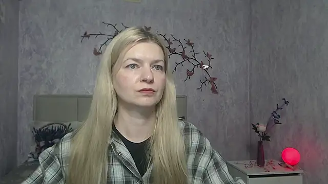 Snapshot of MelissaTyler chatting on 19, 2, 2026 MelissaTyler online show from 19, 2, 2026