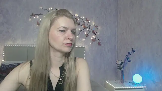 Snapshot of MelissaTyler chatting on 4, 3, 2026 MelissaTyler online show from 4, 3, 2026