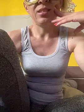 SexyMamiVee online show from 6, 5, 2026