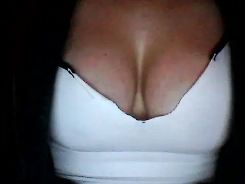 Snapshot of sexymilena9 chatting on 11, 1, 2026 sexymilena9 online show from 11, 1, 2026