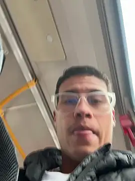 Latin Paisa Boy online show from 13, 2, 2026