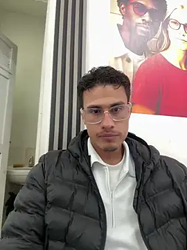Latin Paisa Boy online show from 4, 5, 2026