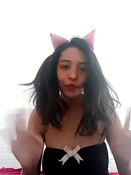 Snapshot of Phoenix_Paws chatting on 19, 3, 2026 Phoenix Paws online show from 19, 3, 2026