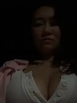 Molly-xiao online show from 11, 5, 2026
