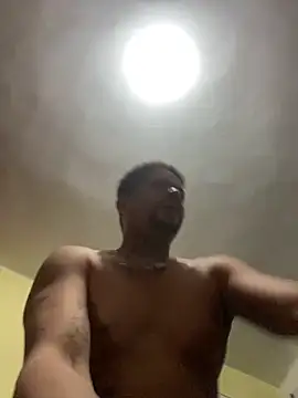 Snapshot of Dominicanobb chatting on 13, 3, 2026 Dominicanobb online show from 13, 3, 2026