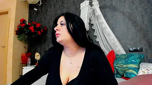 Snapshot of NayaNoirX chatting on 25, 2, 2026 NayaNoirX online show from 25, 2, 2026