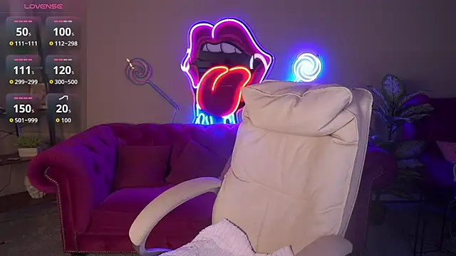 GinnyQueen online show from 20, 3, 2026