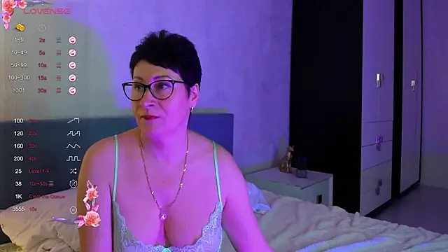 Snapshot of JennyMons chatting on 2, 2, 2026 JennyMons online show from 2, 2, 2026