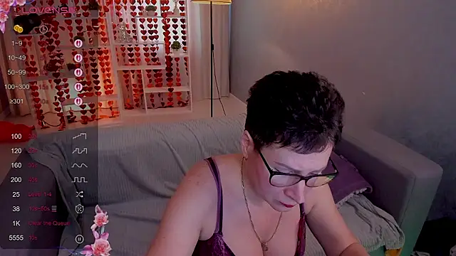 Snapshot of JennyMons chatting on 12, 2, 2026 JennyMons online show from 12, 2, 2026