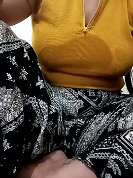 Snapshot of ShamaParvin chatting on 4, 2, 2026 ShamaParvin online show from 4, 2, 2026