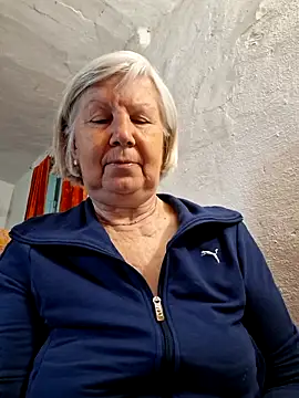 KlaudiaDarling online show from 28, 4, 2026