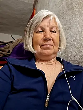 KlaudiaDarling online show from 5, 5, 2026