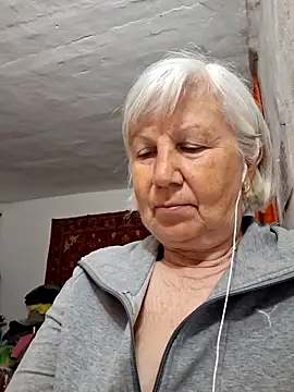KlaudiaDarling online show from 10, 5, 2026