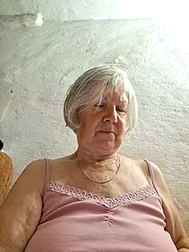 KlaudiaDarling online show from 28, 6, 2026