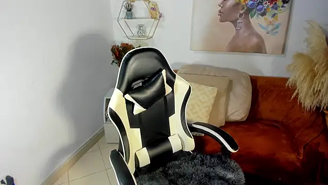 Snapshot of erika_lyrics chatting on 6, 3, 2026 erika lyrics online show from 6, 3, 2026