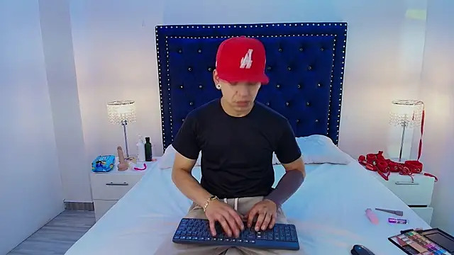 Jaden and sofia online show from 9, 5, 2026