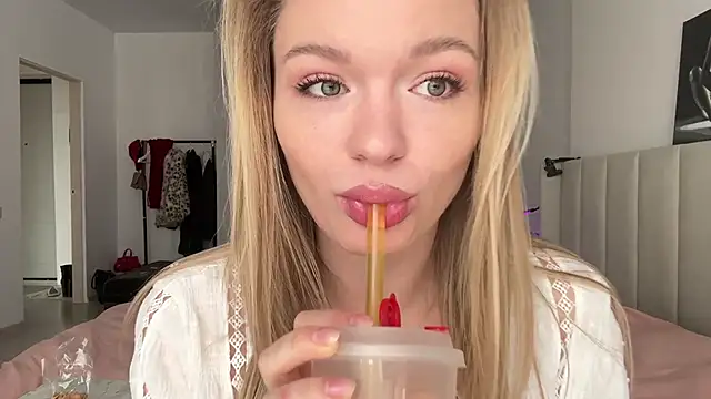 Missfit  online show from 11, 1, 2026