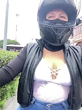 Snapshot of Scarlet_auraa chatting on 5, 2, 2026 Scarlet auraa online show from 5, 2, 2026