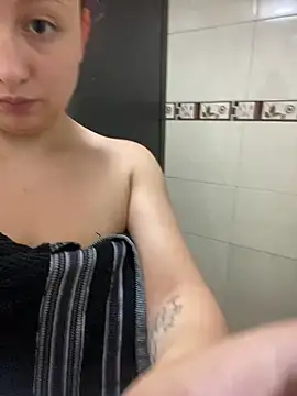 Snapshot of Scarlet_auraa chatting on 4, 3, 2026 Scarlet auraa online show from 4, 3, 2026