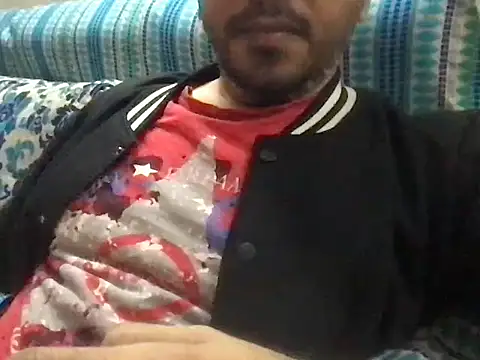 Snapshot of sundar85m chatting on 3, 2, 2026 sundar85m online show from 3, 2, 2026