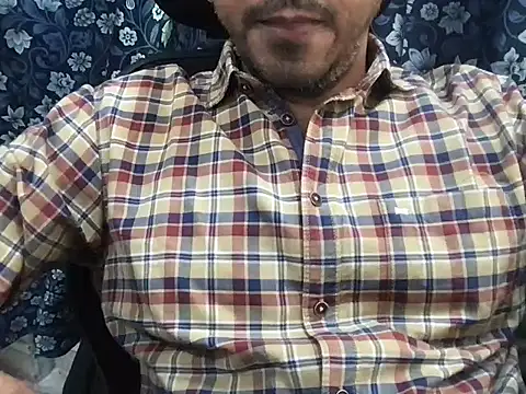 Snapshot of sundar85m chatting on 13, 4, 2026 sundar85m online show from 13, 4, 2026