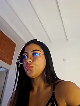 Daphne Grayy online show from 24, 2, 2026