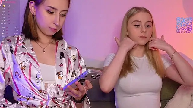 Snapshot of Mimipaws chatting on 9, 2, 2026 Mimipaws online show from 9, 2, 2026