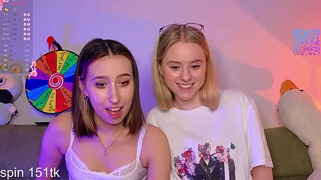 Snapshot of Mimipaws chatting on 18, 2, 2026 Mimipaws online show from 18, 2, 2026