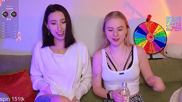 Snapshot of Mimipaws chatting on 23, 2, 2026 Mimipaws online show from 23, 2, 2026