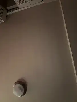 Snapshot of KittyCreamKisses chatting on 4, 2, 2026 KittyCreamKisses online show from 4, 2, 2026