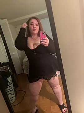 Snapshot of KittyCreamKisses chatting on 14, 2, 2026 KittyCreamKisses online show from 14, 2, 2026