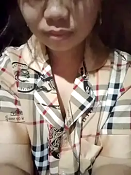 Snapshot of _Bong_02 chatting on 6, 3, 2026 Bong 02 online show from 6, 3, 2026