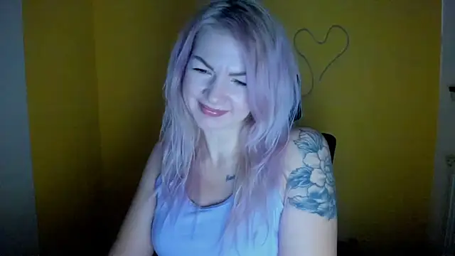 Snapshot of Madonna_Fire chatting on 14, 1, 2026 Madonna Fire online show from 14, 1, 2026