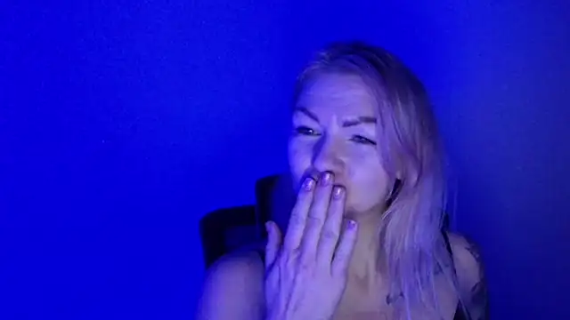 Snapshot of Madonna_Fire chatting on 16, 1, 2026 Madonna Fire online show from 16, 1, 2026