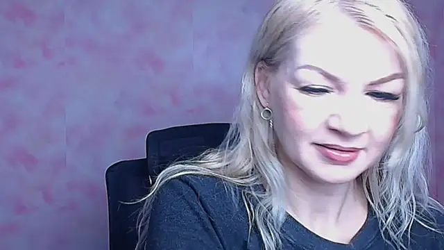 Snapshot of Madonna_Fire chatting on 12, 2, 2026 Madonna Fire online show from 12, 2, 2026