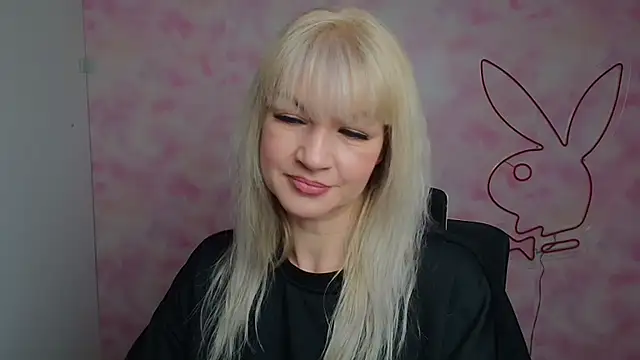 Snapshot of Madonna_Fire chatting on 21, 2, 2026 Madonna Fire online show from 21, 2, 2026