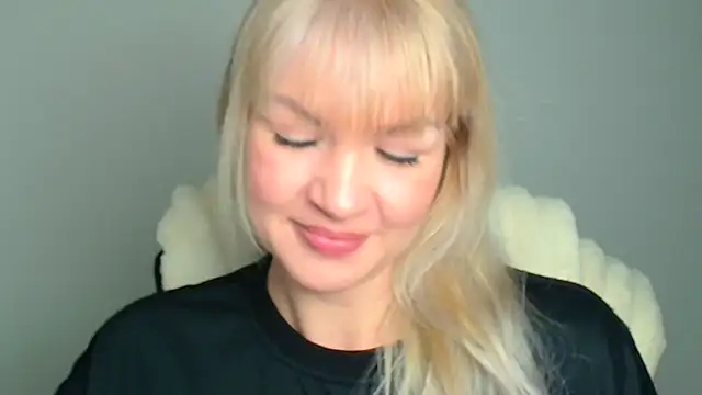 Snapshot of Madonna_Fire chatting on 22, 2, 2026 Madonna Fire online show from 22, 2, 2026