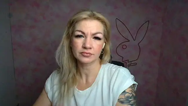 Snapshot of Madonna_Fire chatting on 14, 3, 2026 Madonna Fire online show from 14, 3, 2026
