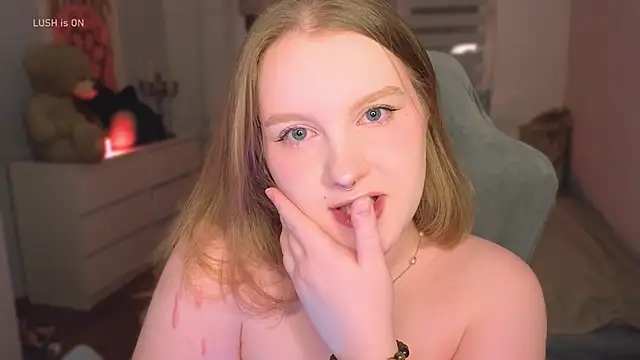 Snapshot of Ol1via chatting on 11, 1, 2026 Ol1via online show from 11, 1, 2026