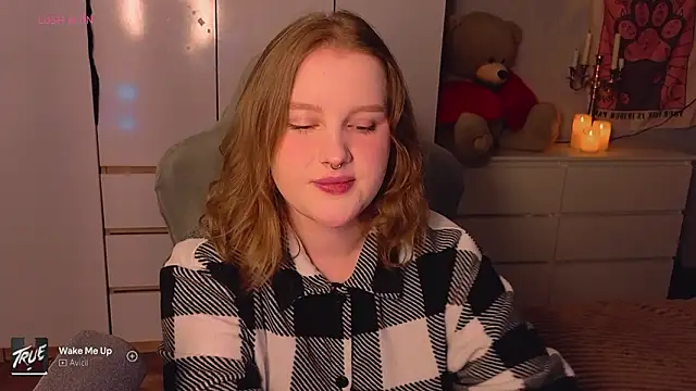 Snapshot of Ol1via chatting on 6, 3, 2026 Ol1via online show from 6, 3, 2026