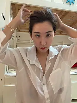 Snapshot of Jingjingxiang-520 chatting on 15, 2, 2026 Jingjingxiang-520 online show from 15, 2, 2026