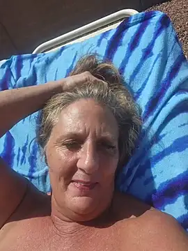 HotAzMilf online show from 28, 4, 2026