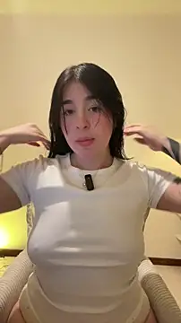 evelynrosess1 online show from 10, 7, 2026
